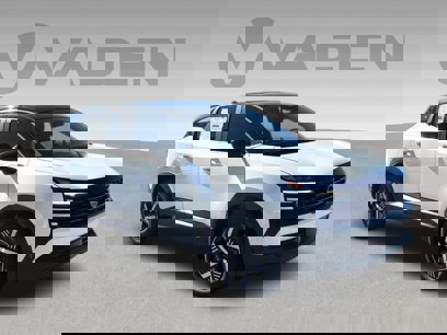 New 2025 Nissan Kicks SV w/ SV Premium Package