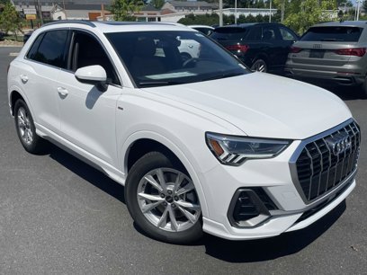 New 2025 Audi Q3 2.0T Premium