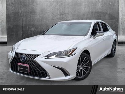 Used 2022 Lexus ES 300h w/ Premium Package