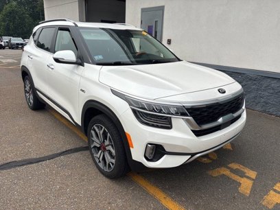 Certified 2021 Kia Seltos SX w/ SX Sunroof Package