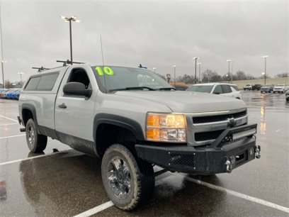 Used 2010 Chevrolet Silverado 1500 LT w/ Interior Plus Package