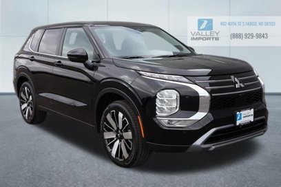 New 2025 Mitsubishi Outlander SE