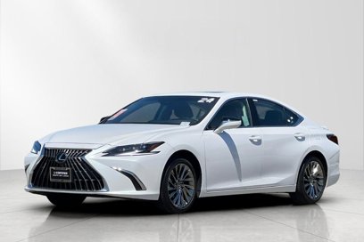 Certified 2025 Lexus ES 300h w/ Luxury Package