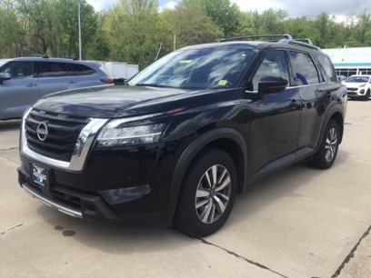 Used 2024 Nissan Pathfinder SL