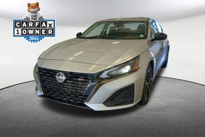 Used 2023 Nissan Altima 2.5 SR