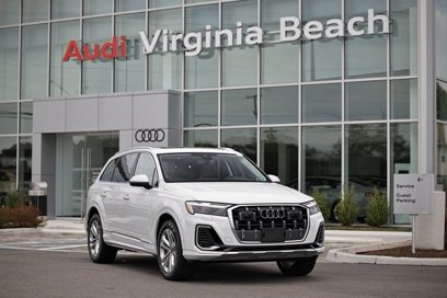 New 2025 Audi Q7 3.0T Premium Plus