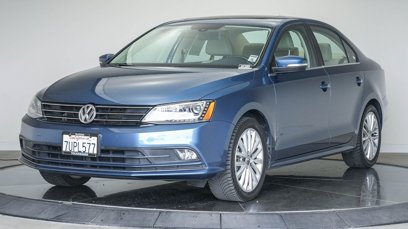 Used 2016 Volkswagen Jetta SEL w/ Lighting Package