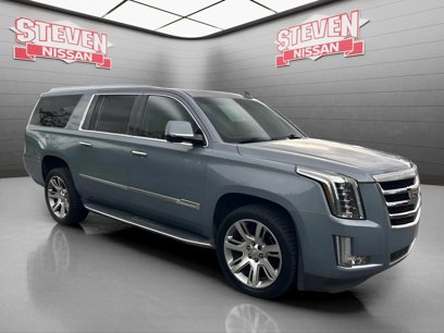 Used 2016 Cadillac Escalade ESV Luxury