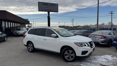 Used 2019 Nissan Pathfinder SL