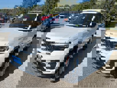 New 2025 Jeep Grand Cherokee Laredo X