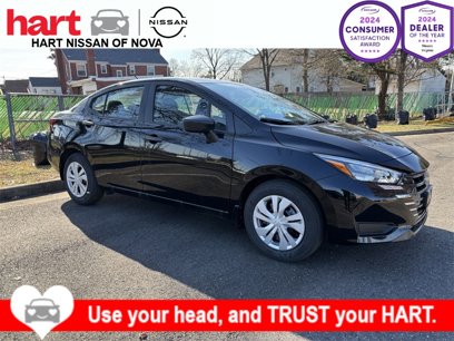 New 2025 Nissan Versa S w/ Trunk Package