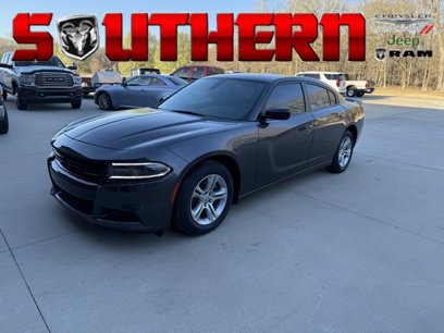 Used 2020 Dodge Charger SXT w/ Blacktop Package