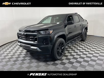 New 2025 Chevrolet Colorado Trail Boss w/ Midnight Edition