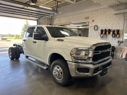 New 2024 RAM 3500 Tradesman w/ Chrome Appearance Group