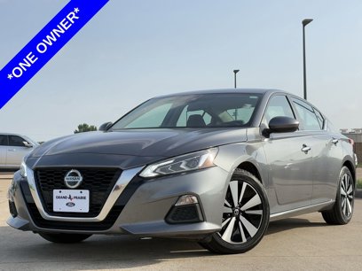 Used 2022 Nissan Altima 2.5 SV