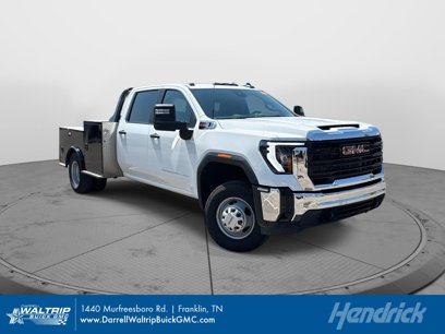 Used 2024 GMC Sierra 3500 Pro w/ Convenience Package