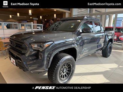 New 2025 Toyota Tacoma SR5