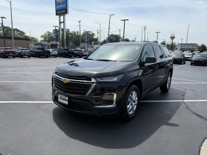 Used 2023 Chevrolet Traverse LS