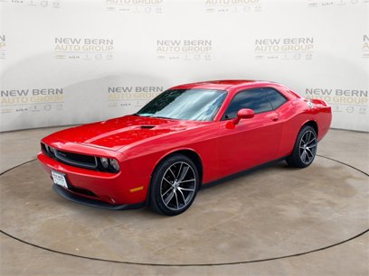 Used 2014 Dodge Challenger SXT