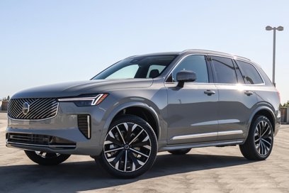 New 2025 Volvo XC90 B6 Plus w/ Protection Package Premier