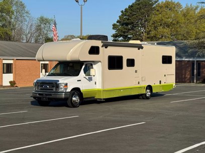 Used 2017 Ford E-450 and Econoline 450 Super Duty w/ Motorhome Prep Package