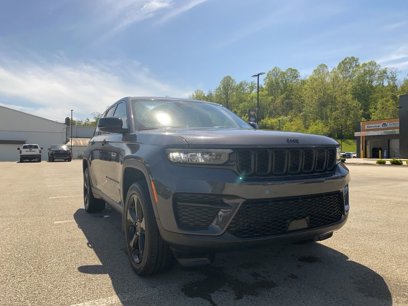 Used 2022 Jeep Grand Cherokee Altitude