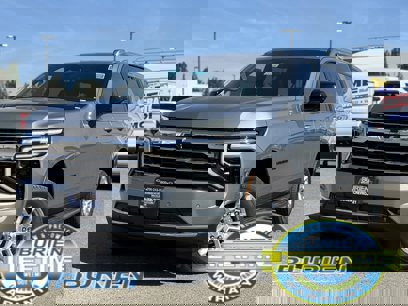New 2025 Chevrolet Suburban LT w/ Comfort Package