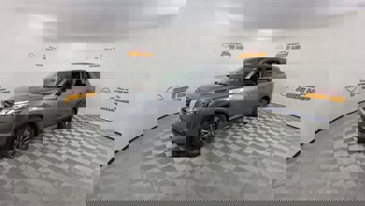 New 2025 Nissan Pathfinder S