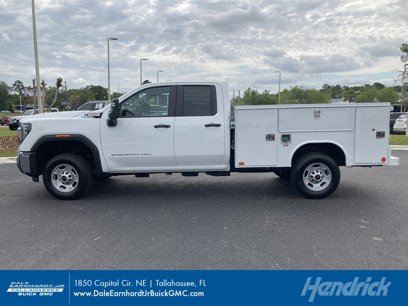 New 2024 GMC Sierra 2500 Pro w/ Convenience Package