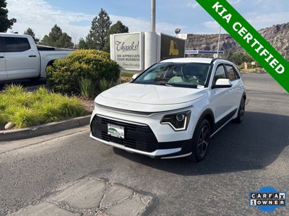 Used 2023 Kia Niro EX