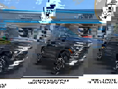 New 2025 Chevrolet TrailBlazer LT w/ Convenience Package