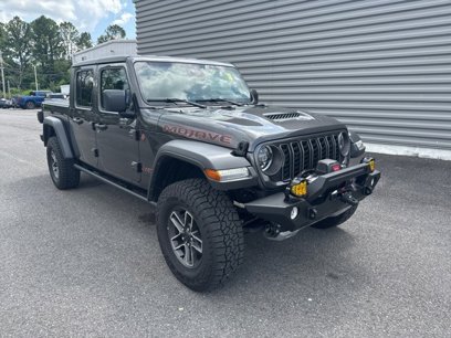 Used 2024 Jeep Gladiator Mojave w/ Convenience Group
