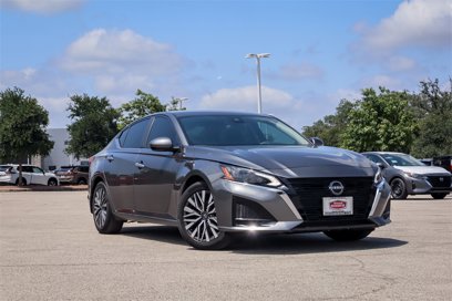 Used 2023 Nissan Altima 2.5 SV