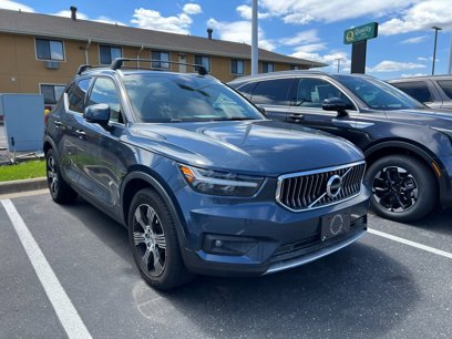 Used 2019 Volvo XC40 T4 Inscription