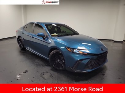 Used 2025 Toyota Camry SE