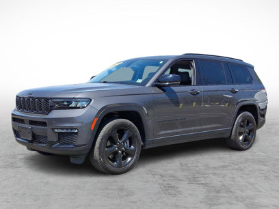 Certified 2022 Jeep Grand Cherokee L Limited w/ Black Appearance Package