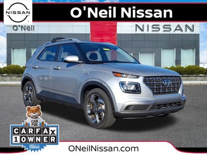 Used 2023 Hyundai Venue SEL