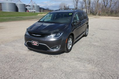 Used 2017 Chrysler Pacifica Touring-L Plus