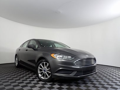 Used 2017 Ford Fusion SE w/ Fusion SE Technology Package