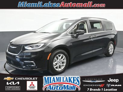 Used 2022 Chrysler Pacifica Touring-L