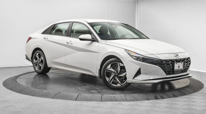 Used 2023 Hyundai Elantra SEL w/ Convenience Package