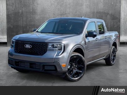New 2025 Ford Maverick Lariat w/ Black Appearance Package
