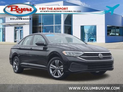 Certified 2022 Volkswagen Jetta SE w/ Panoramic Sunroof Package