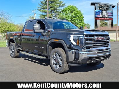New 2025 GMC Sierra 2500 SLE w/ Preferred Package