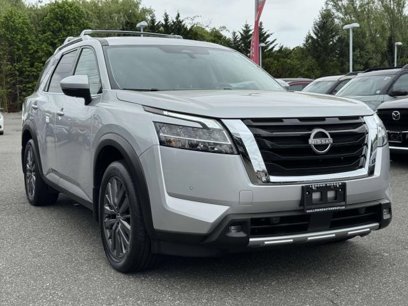 Certified 2022 Nissan Pathfinder SL w/ SL Premium Package