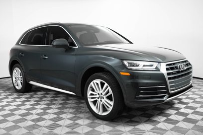 Used 2019 Audi Q5 2.0T Premium Plus w/ Premium Plus Package