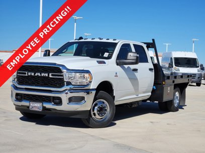 New 2024 RAM 3500 Tradesman w/ Chrome Appearance Group