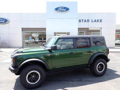 New 2024 Ford Bronco Badlands w/ Sasquatch Package