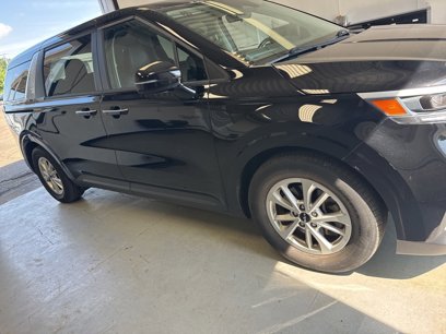 Used 2022 Kia Carnival LX