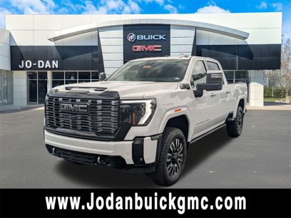 New 2025 GMC Sierra 2500 Denali Ultimate w/ Max Trailering Package